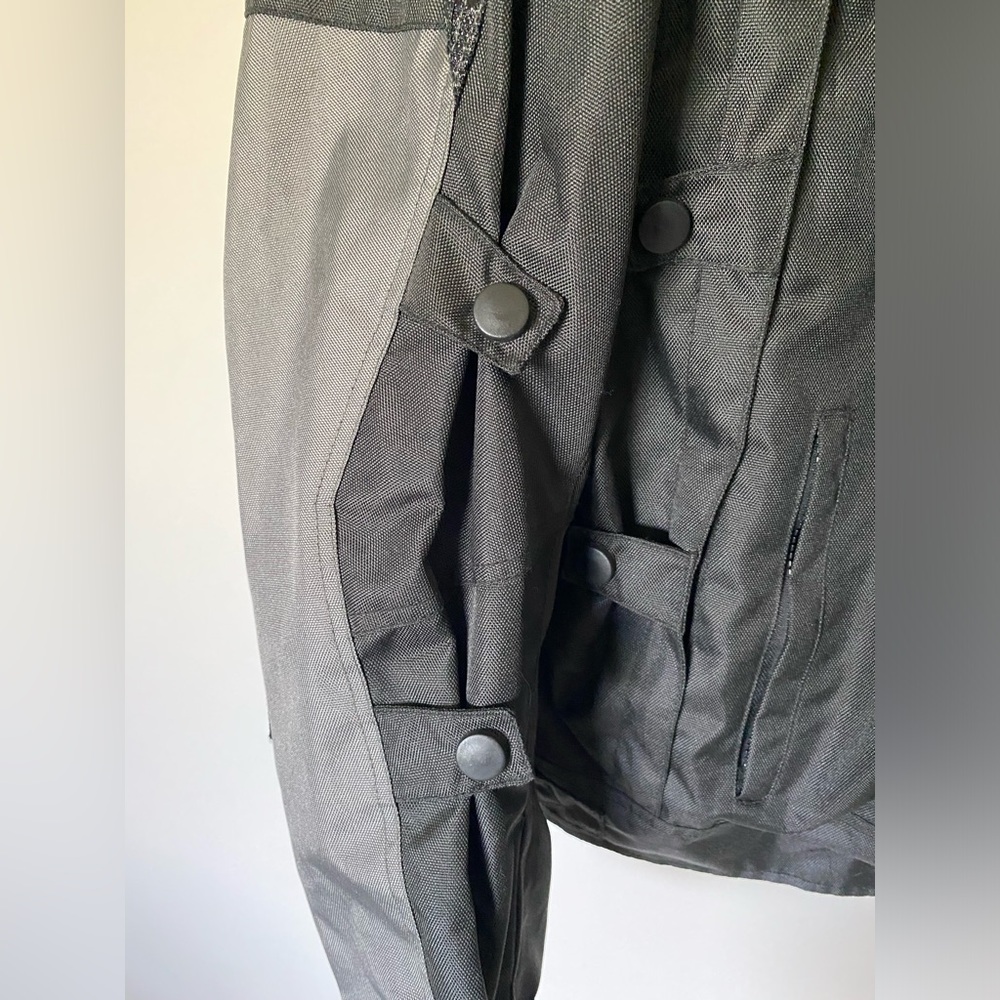Biker Jacket - Picture 4 of 7